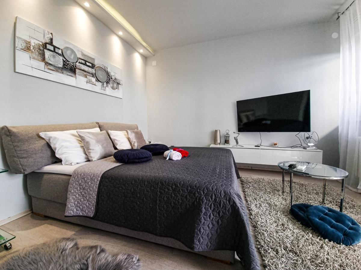 קארלובץ Apartment Apex Penthouse Self Check-In מראה חיצוני תמונה